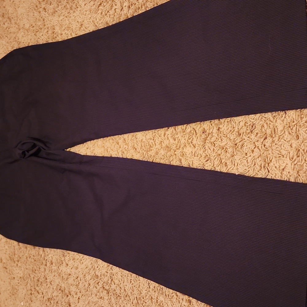 NWT Old Navy Black With Lighter Pinstripe Pants womans Size 14 - Picture 9 of 9